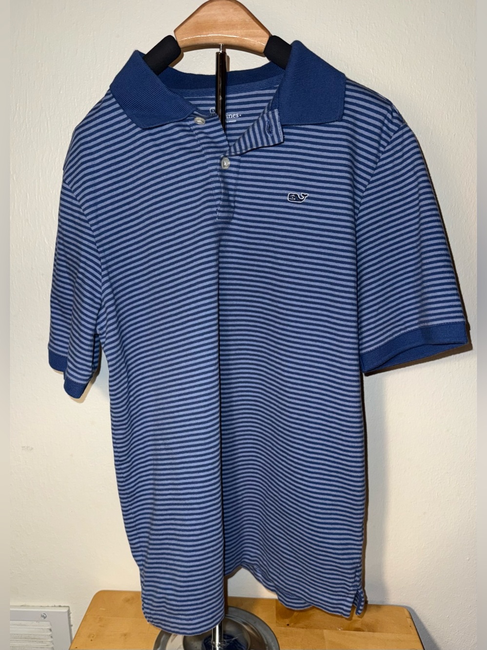 Vineyard Vines boys blue striped polo, size L (16)